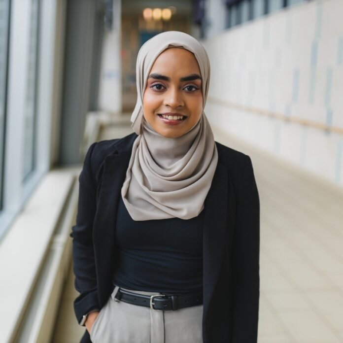 Fatima Sheikh Fatima Sheikh