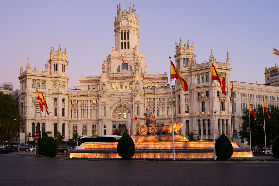 Study in Spain with ScholyHub Consultants